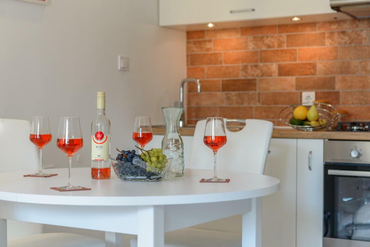 Rose Apartment Σπλιτ Εξωτερικό φωτογραφία